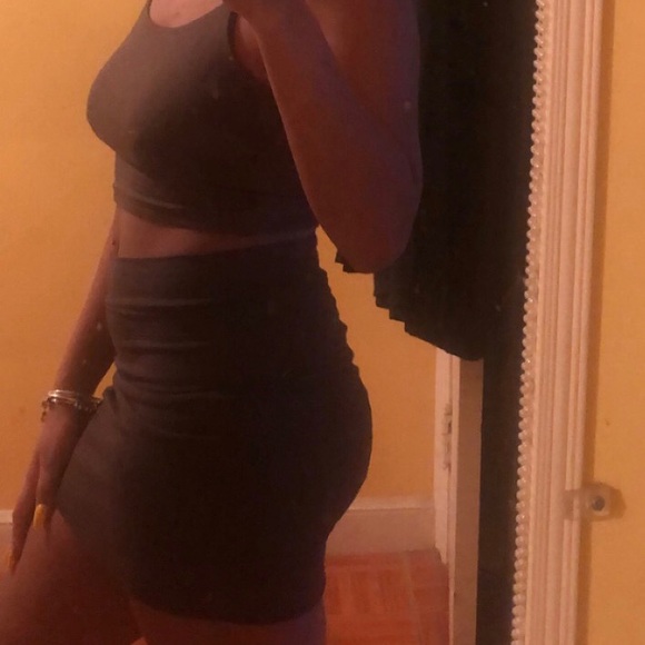 Matching set - Picture 3 of 3